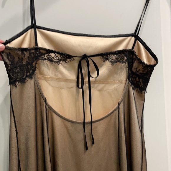 BCBGMaxAzria elegant mini dress with cutout back - Picture 5 of 6